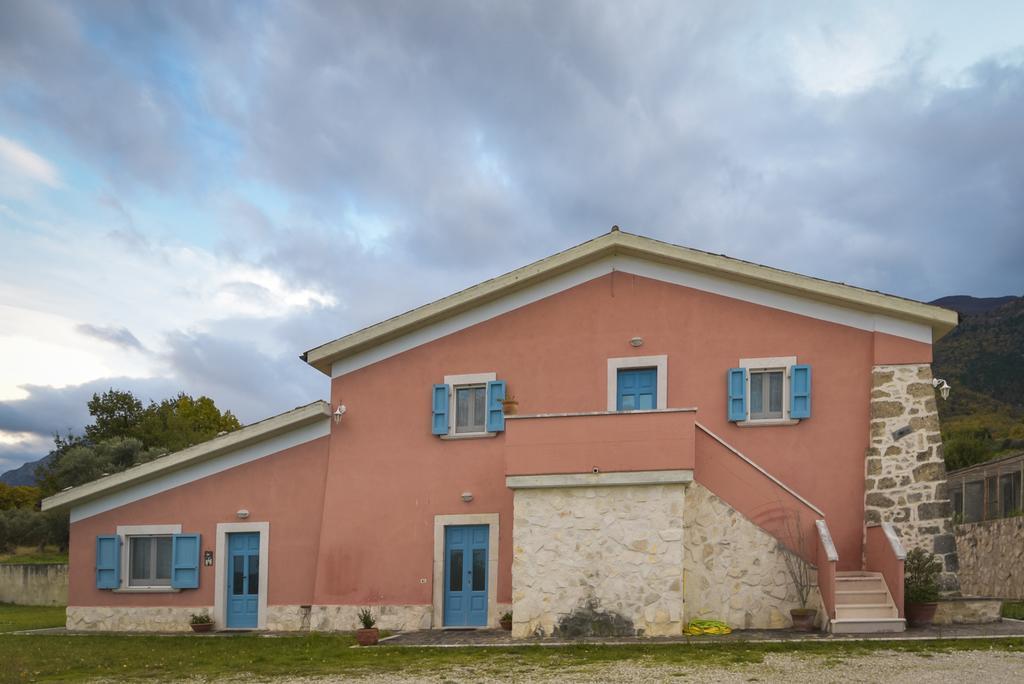 La Masseria Di Villa Giulia Tocco da Casauria Exterior foto